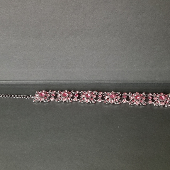 Vintage Style Pink Crystal Bracelet Extandable - Picture 6 of 6
